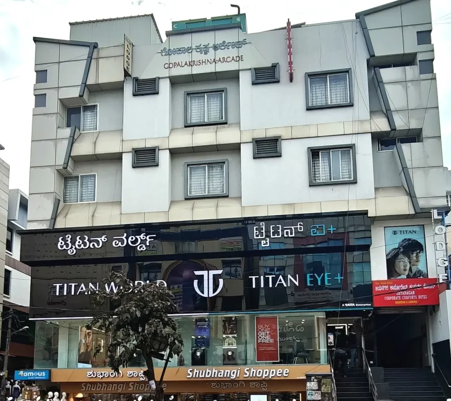 Corporate Comforts Hotel Building Photo